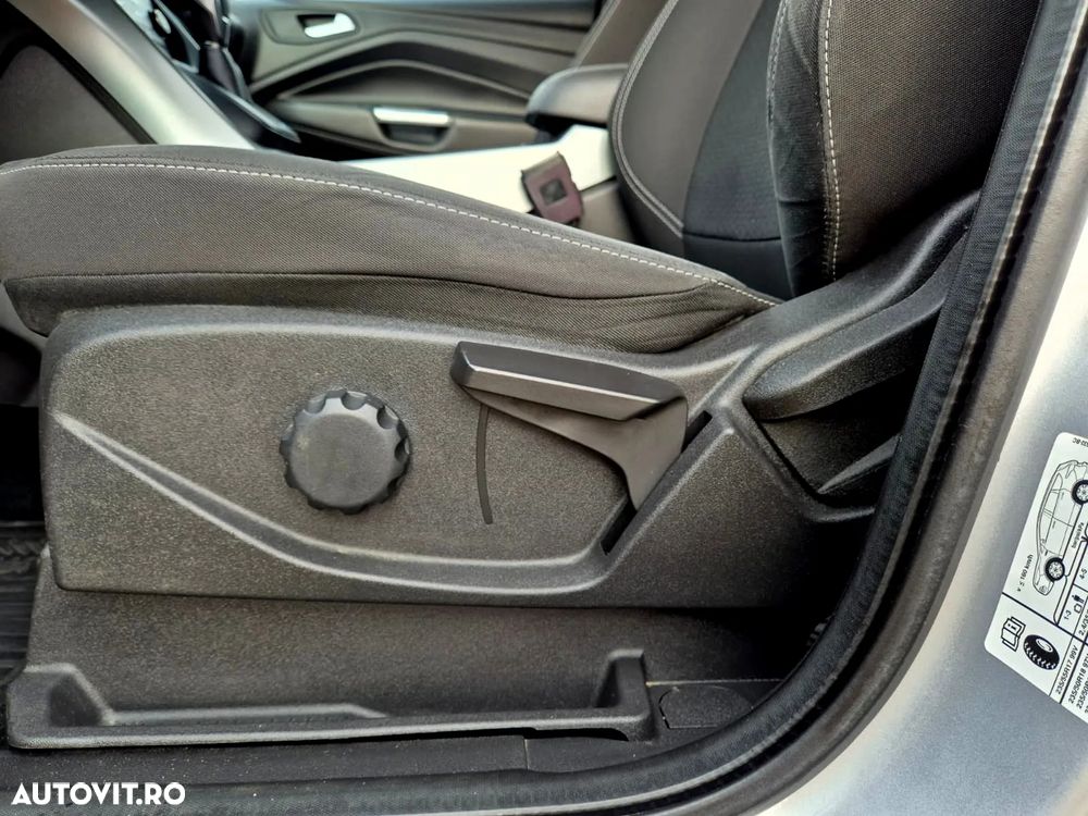 Ford Kuga 2.0 TDCi 4WD Powershift Trend - 31