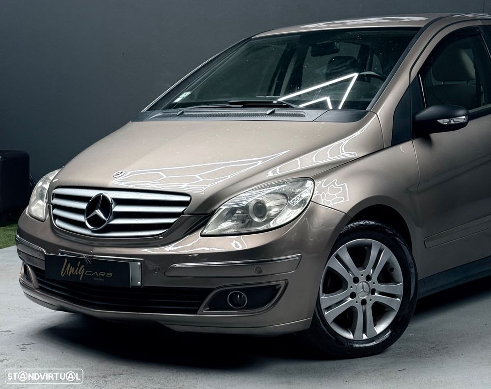 Mercedes-Benz B 180 Autotronic - 1