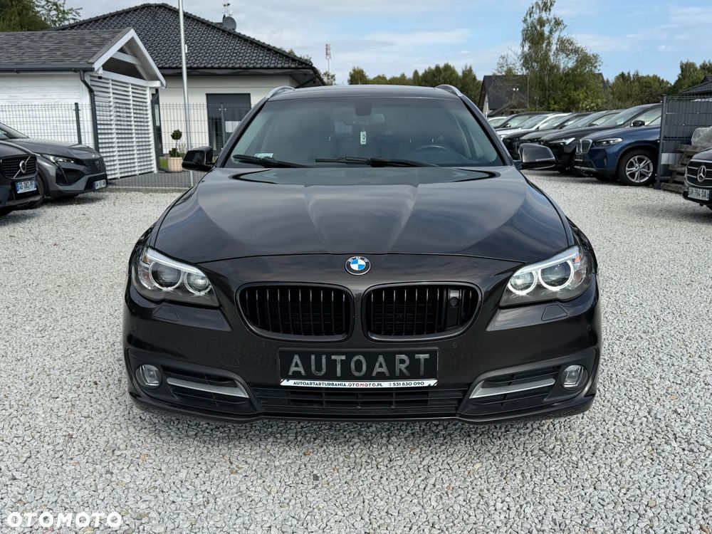 BMW Seria 5 520d xDrive - 3