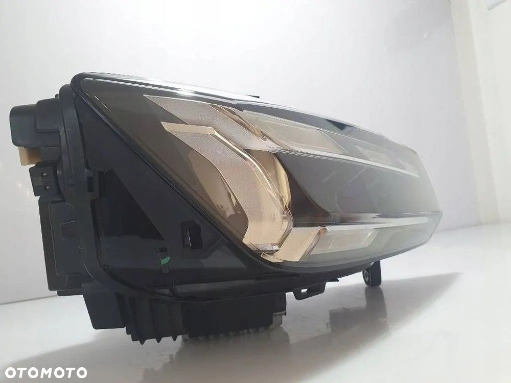 AUDI Q2 81A 2024r REFLEKTOR FULL LED PRAWY ORYGINAŁ 81A941036E SUPER STAN - 9