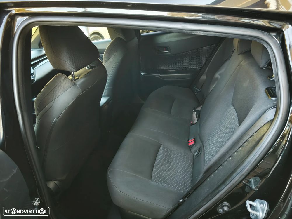 Toyota C-HR 1.8 HSD Comfort - 18