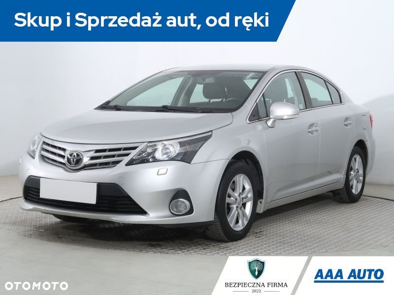 Toyota Avensis - 2