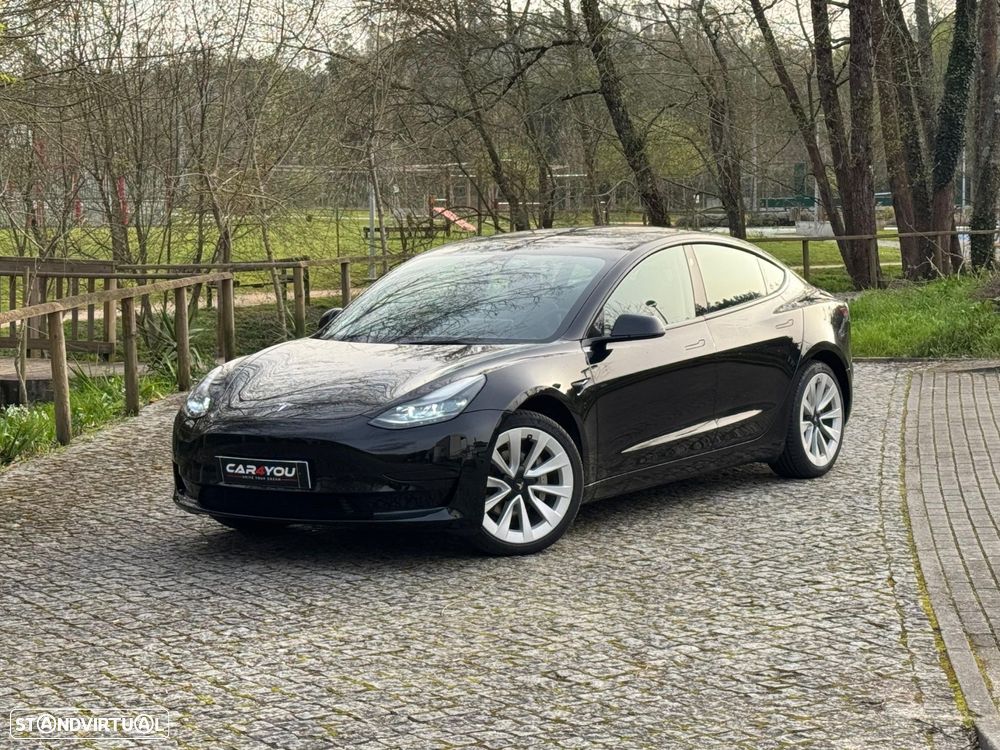 Tesla Model 3 Standard Range Plus RWD - 1