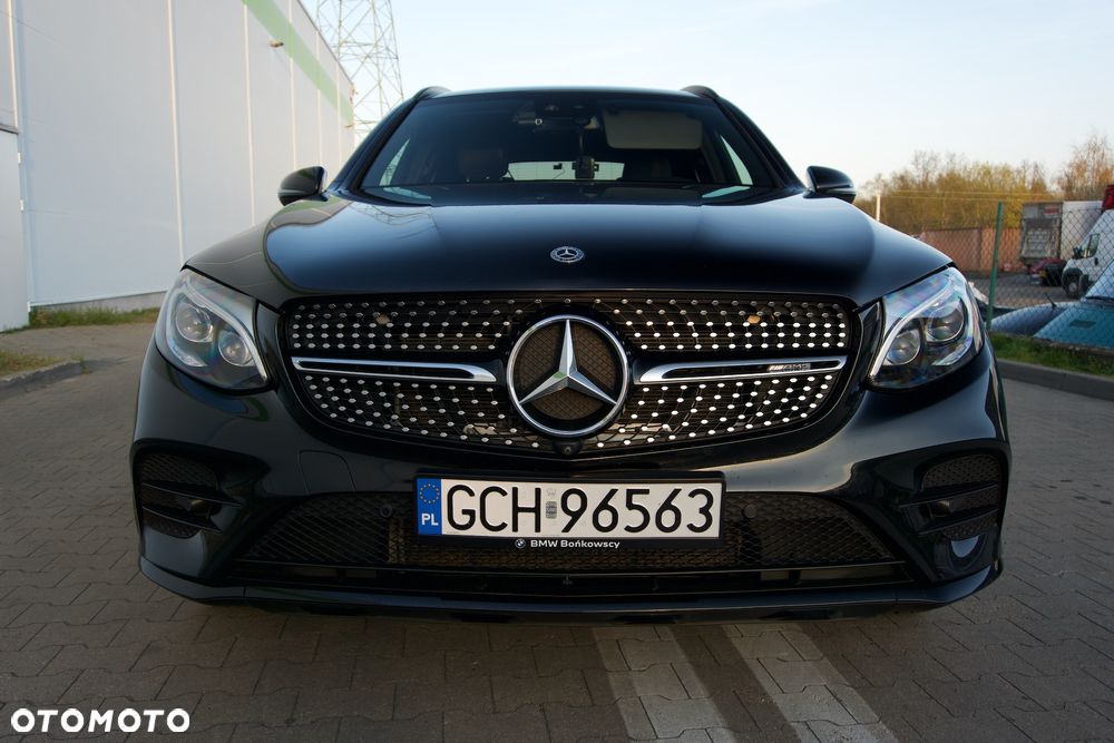 Mercedes-Benz GLC - 22