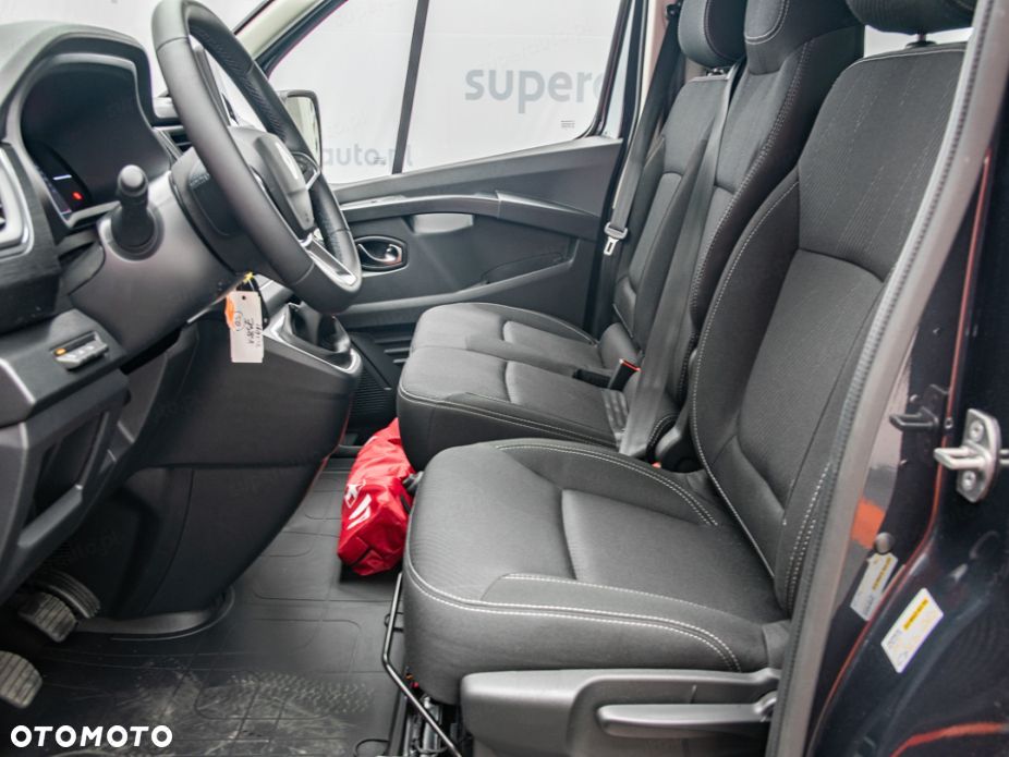 Renault Trafic - 17