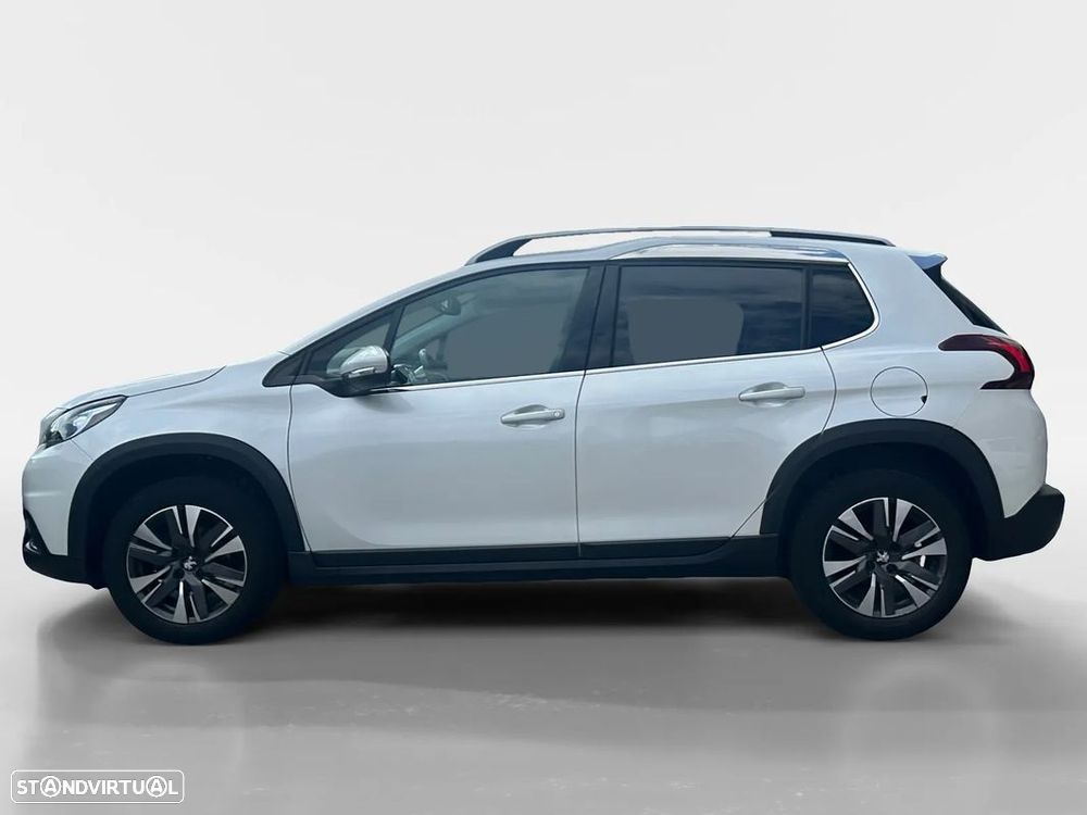 Peugeot 2008 1.2 PureTech Allure - 3
