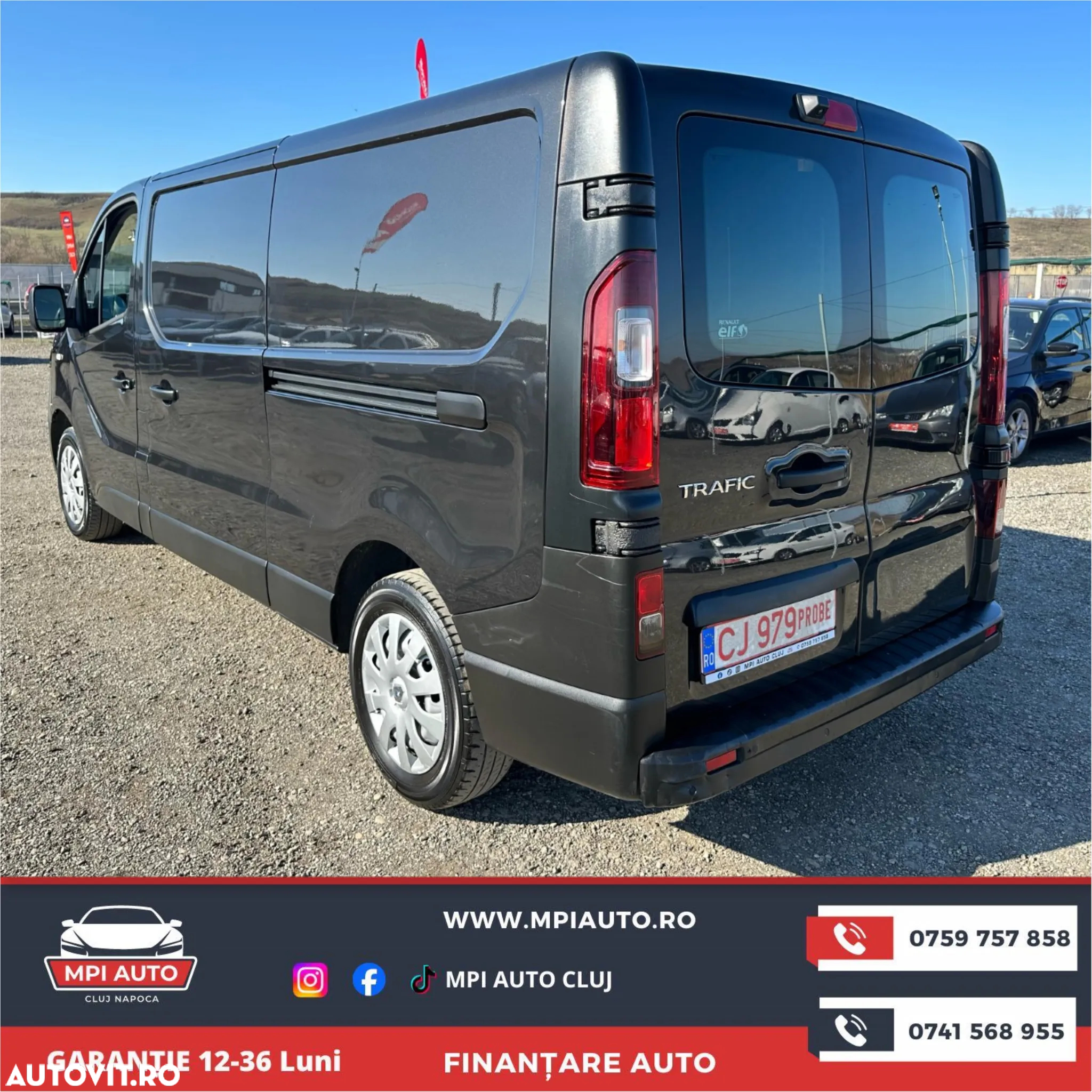 Renault Trafic - 2