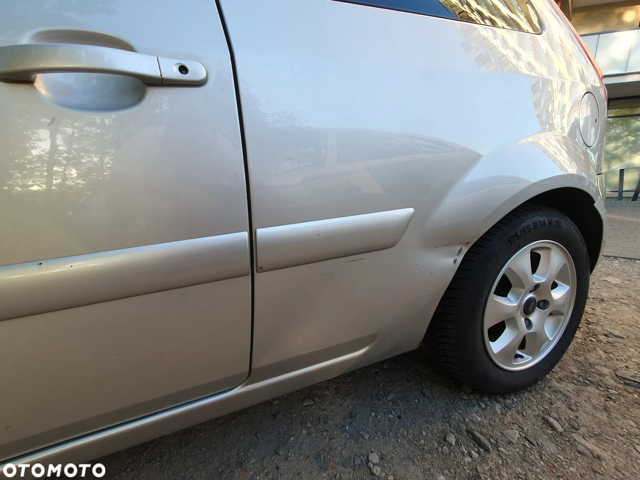 Ford Fiesta 1.4 Ambiente - 17