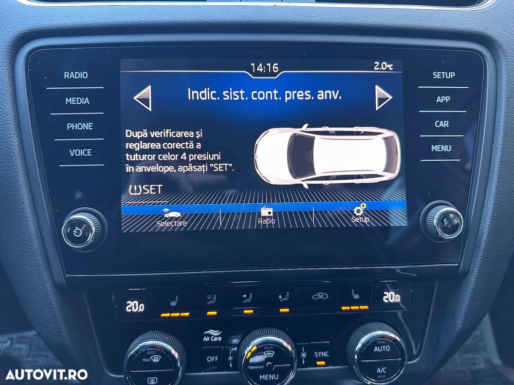 Skoda Octavia 2.0 TDI DSG Ambition - 32