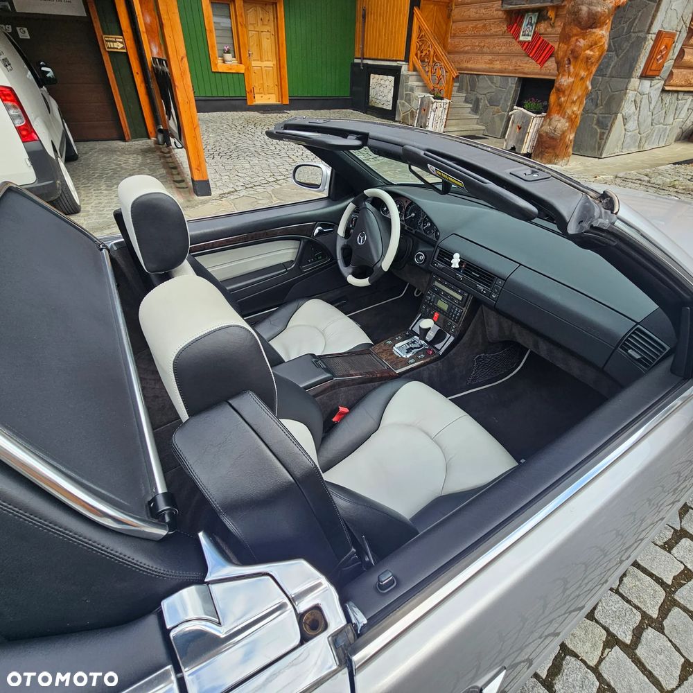Mercedes-Benz SL - 34