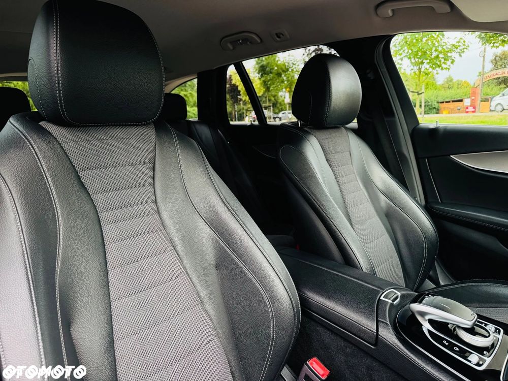 Mercedes-Benz Klasa E 220 d 9G-TRONIC Exclusive - 40