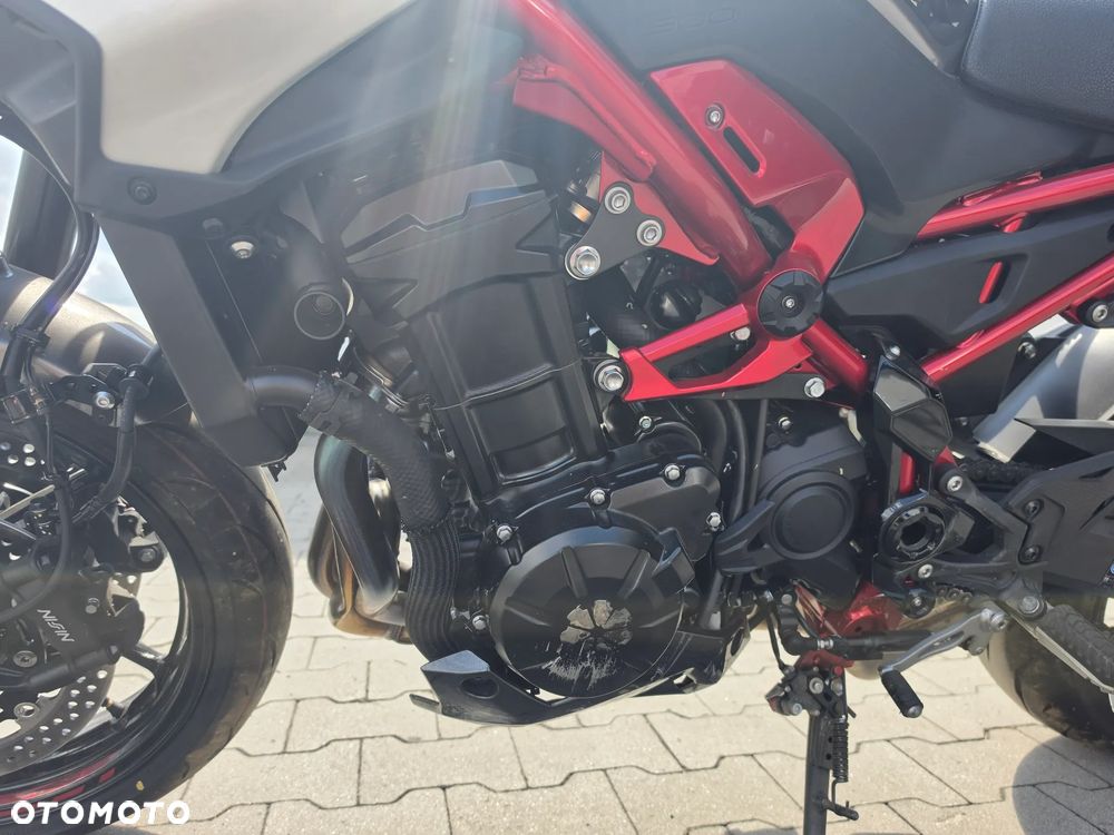 Kawasaki Z 900 - 10