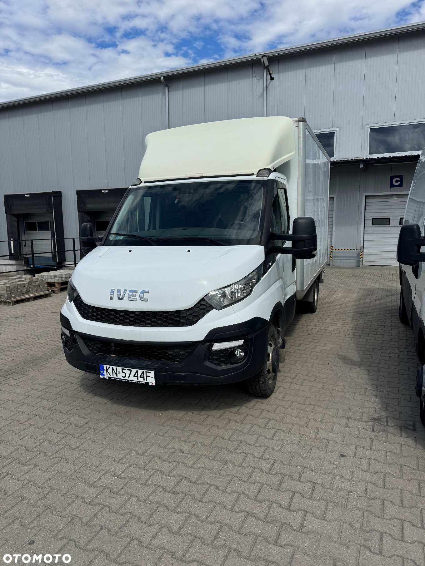 Iveco 35C17 BLIZNIAK BEZ ADBLU EURO5 WINDA - 2