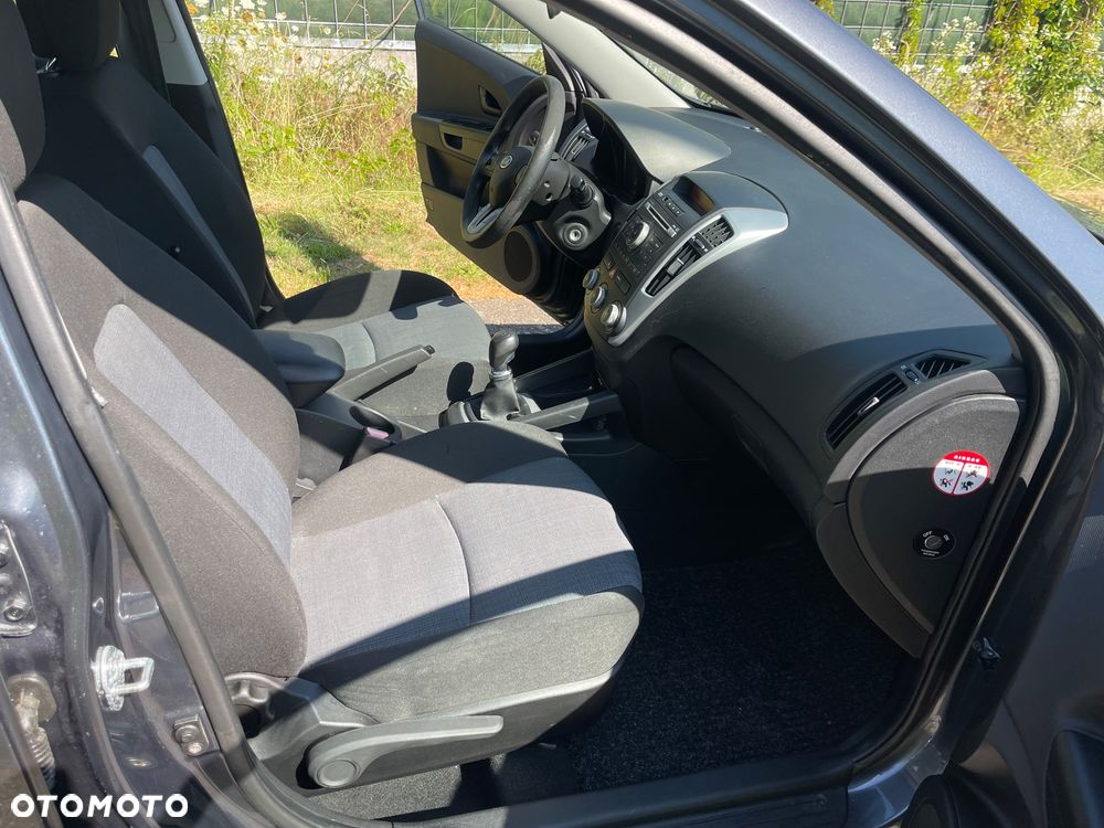 Kia Ceed 1.4 CVVT Vision - 13
