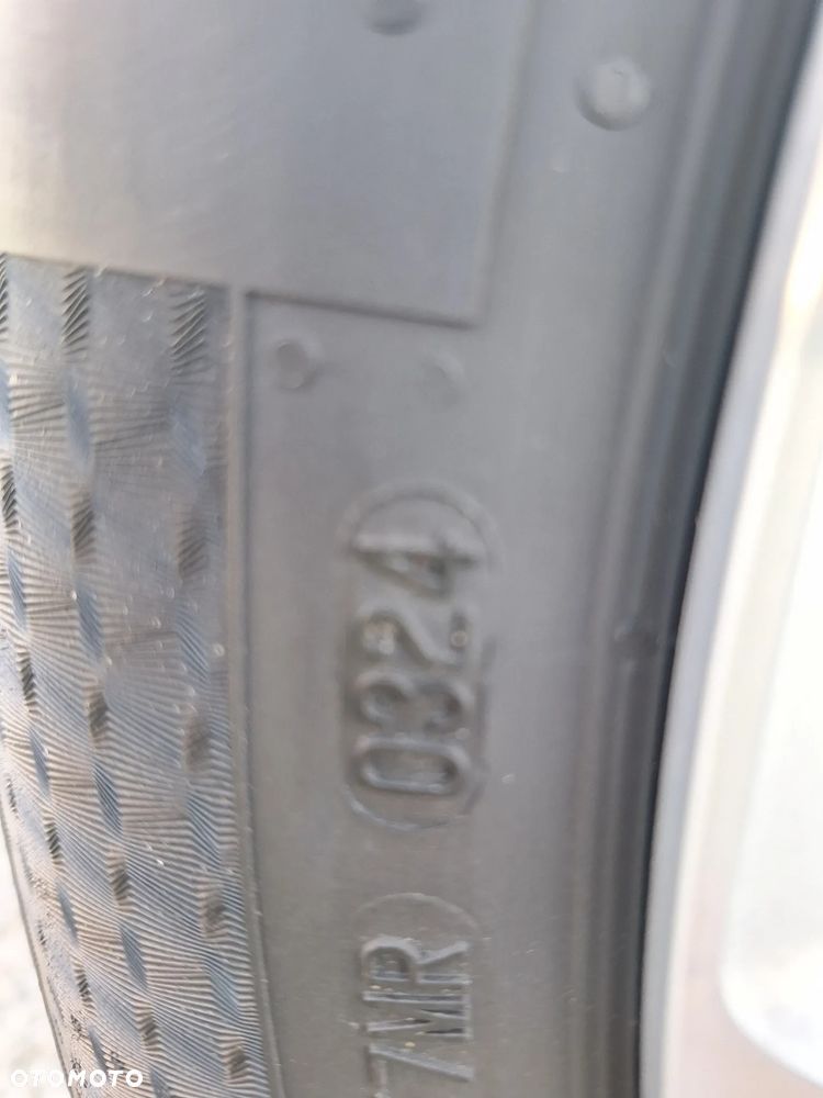 Volkswagen Golf 1.4 TSI BMT Highline - 37