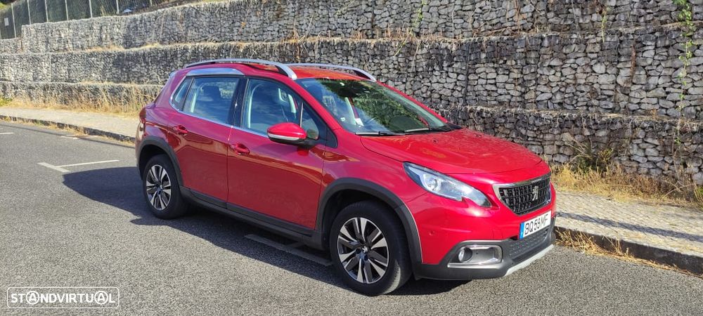Peugeot 2008 PureTech 110 Stop&Start EAT6 GT-Line Edition - 4