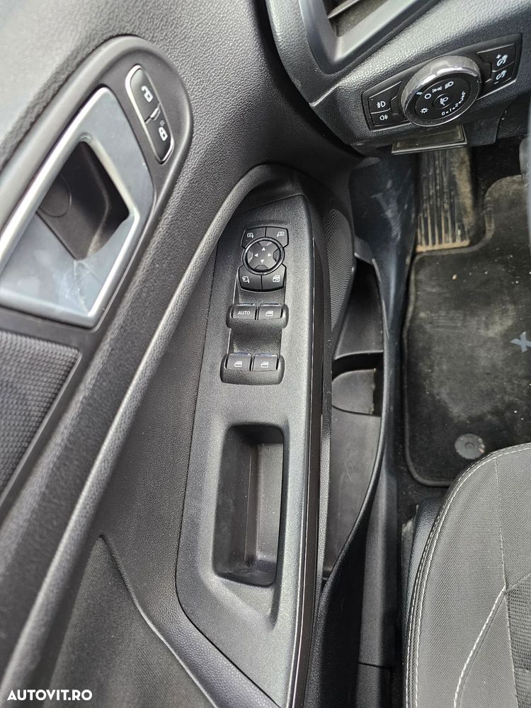 Ford EcoSport - 9