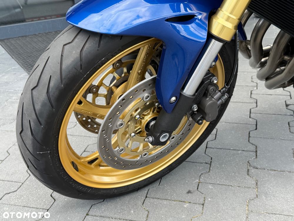 Honda Hornet - 36