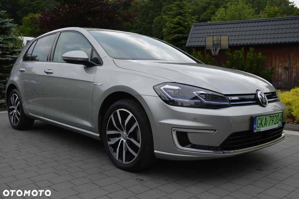 Volkswagen Golf e-Golf - 13