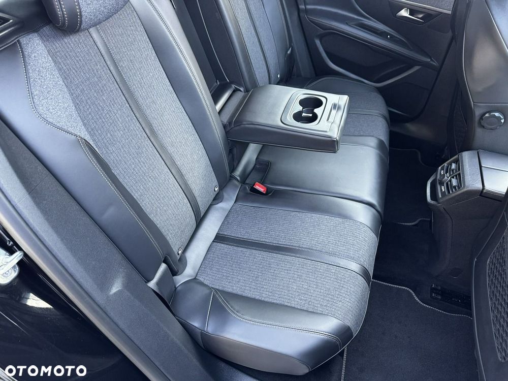 Peugeot 3008 2.0 HDi Premium+ - 31
