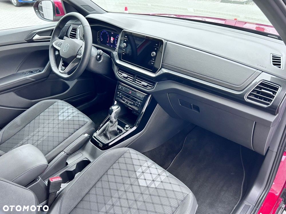 Volkswagen T-Cross - 14