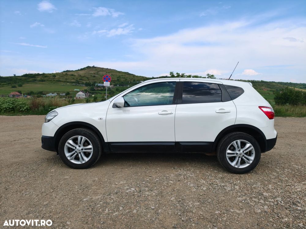 Nissan Qashqai 1.6 DCI DPF Start/Stop I-Way - 4