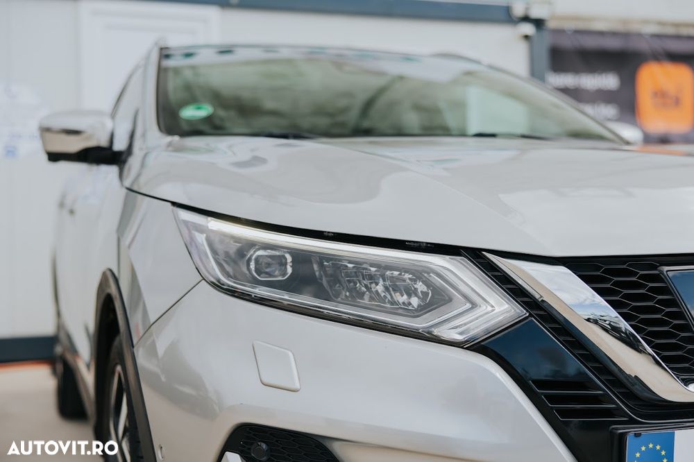 Nissan Qashqai 1.2 DIG-T Xtronic TEKNA - 6