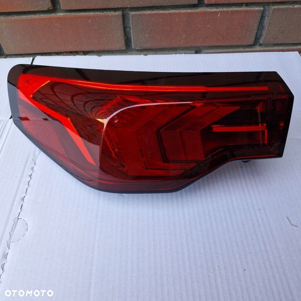 LAMPA LED TYLNA LEWA BMW X2 U10 9448809 EUROPA