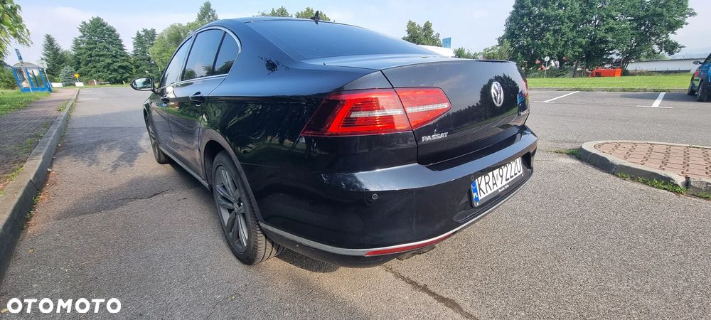 Volkswagen Passat 2.0 TDI BMT 4Mot Highline DSG - 18