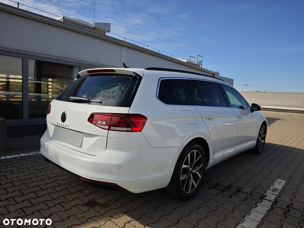 Volkswagen Passat 2.0 TSI Business DSG - 6