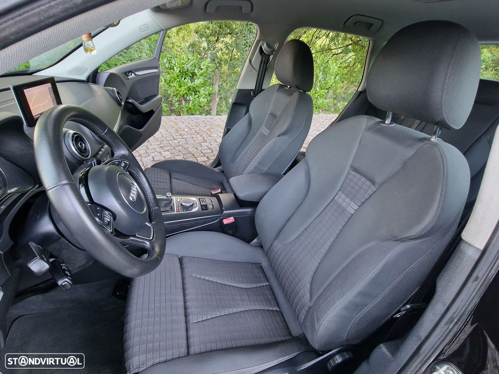 Audi A3 1.6 TDI Sport - 4