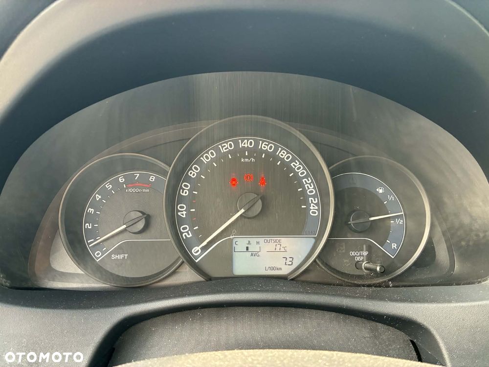 Toyota Auris 1.33 VVT-i Active - 12