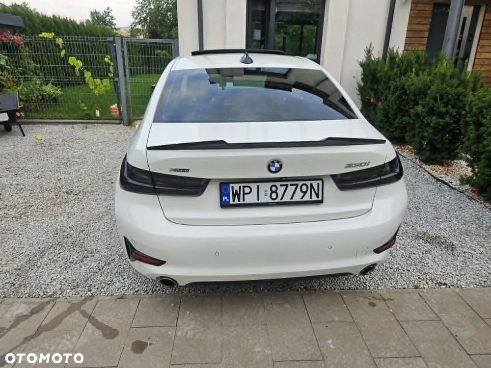 BMW Seria 3 330i Luxury Line sport - 5