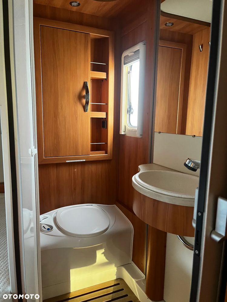 Hymer-Eriba T 554 CL - 19