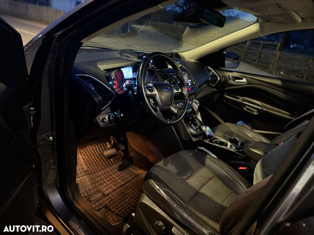 Ford Kuga 2.0 TDCi 4x4 Aut. Titanium - 8