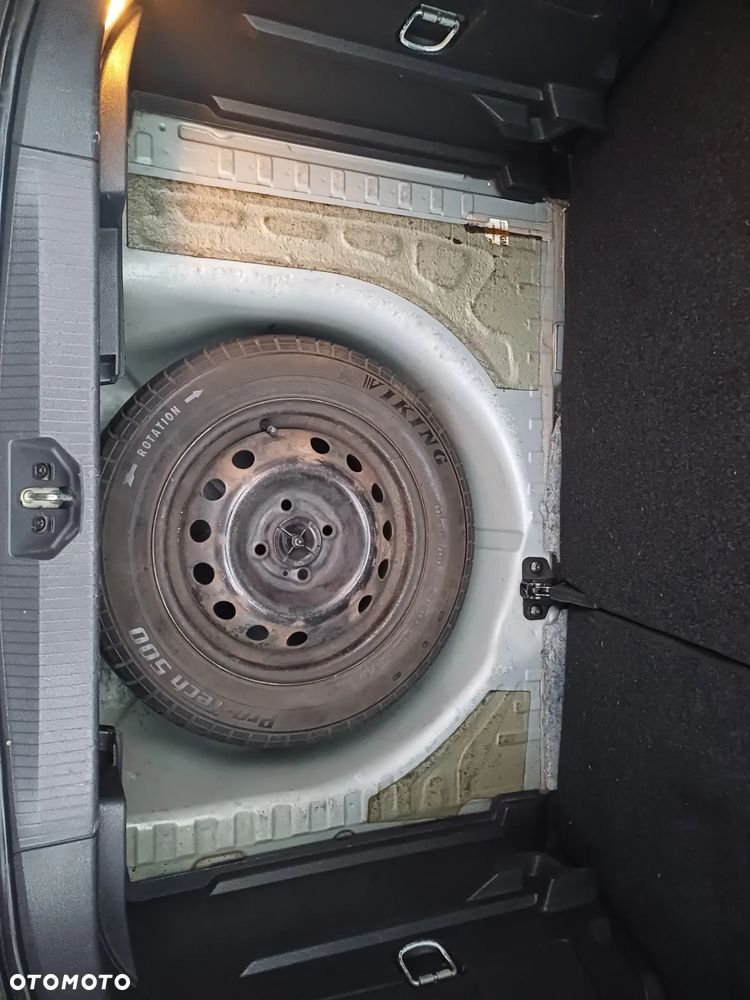 Opel Corsa 1.2 16V Cosmo - 12