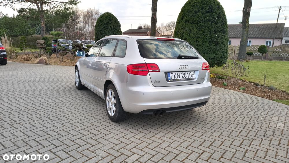 Audi A3 Sportback - 8