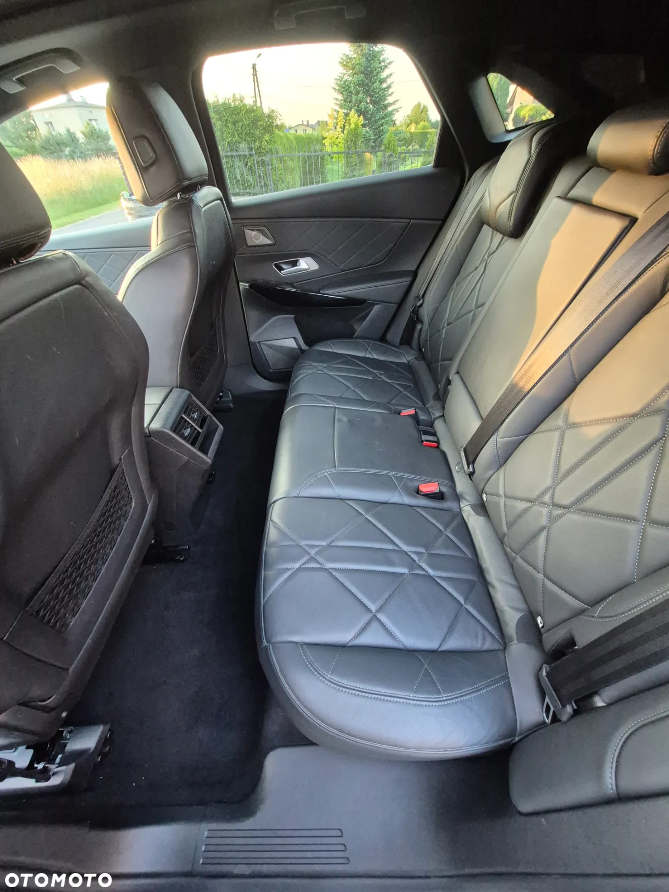 DS Automobiles DS 7 Crossback 1.5 BlueHDi So Chic - 16