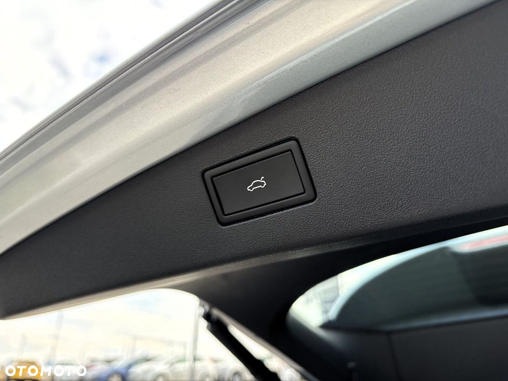 Volkswagen Tiguan - 35