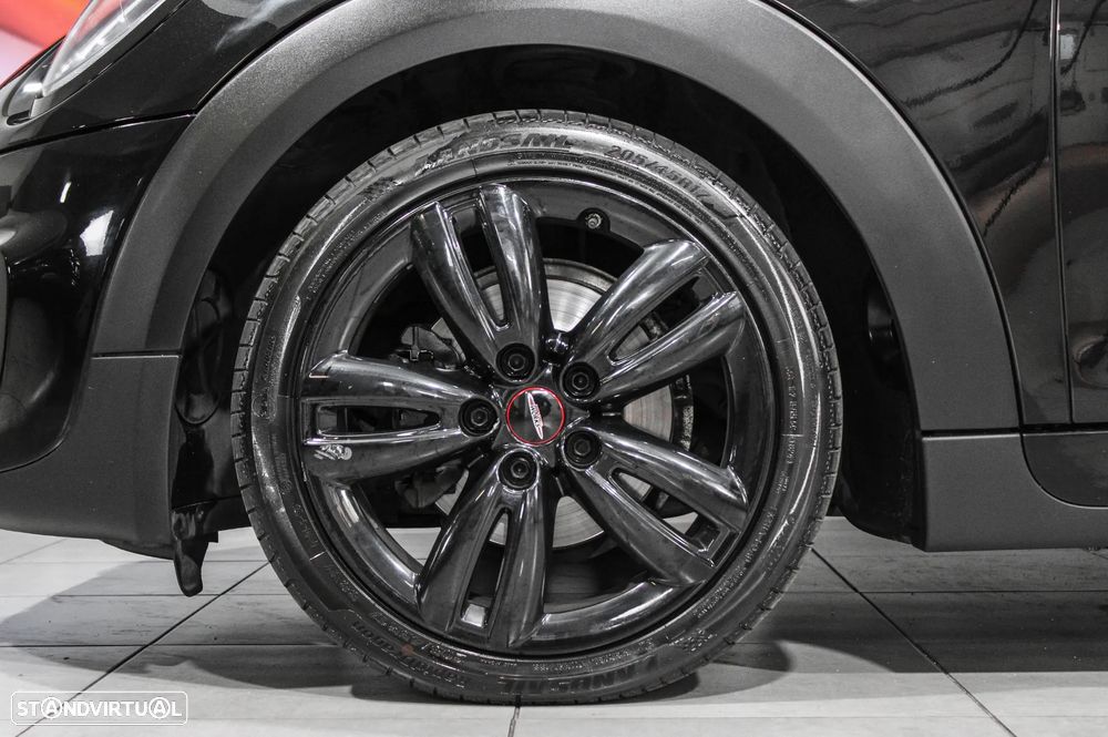 MINI 3 Portas One D - 8