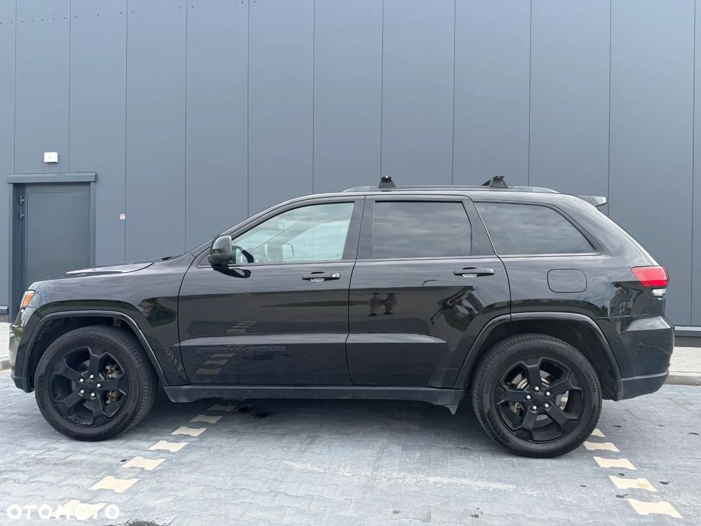 Jeep Grand Cherokee - 15