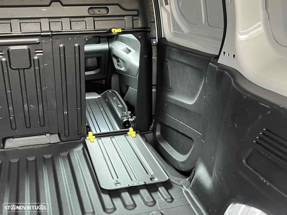 Peugeot Partner Premium Longa 1.5 BlueHDi 100cv - 28