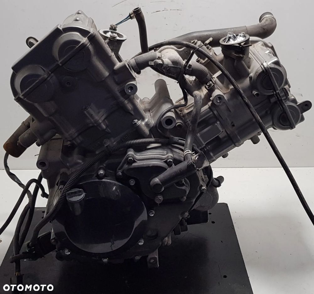 Suzuki SV 650 98-02 Silnik - 5