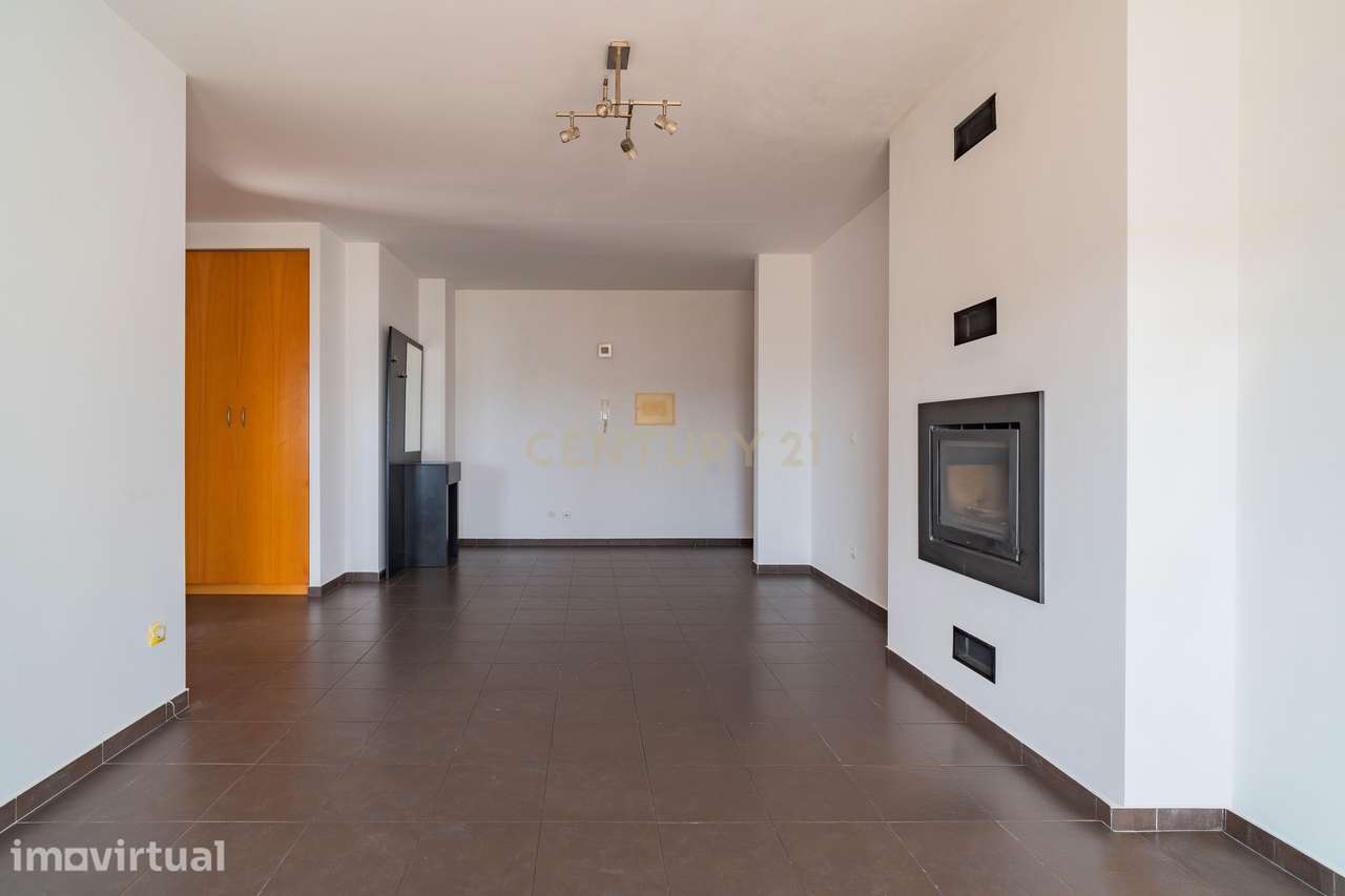 Apartamento T2 no centro de Pataias - Grande imagem: 3/27