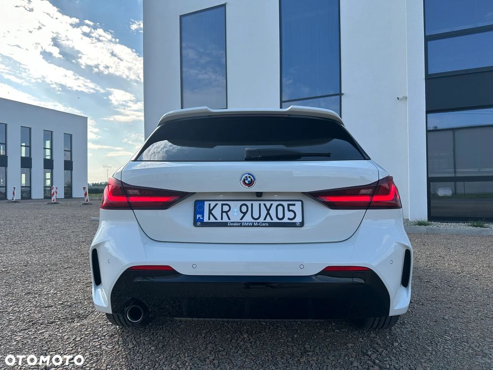 BMW Seria 1 118i M Sport - 9