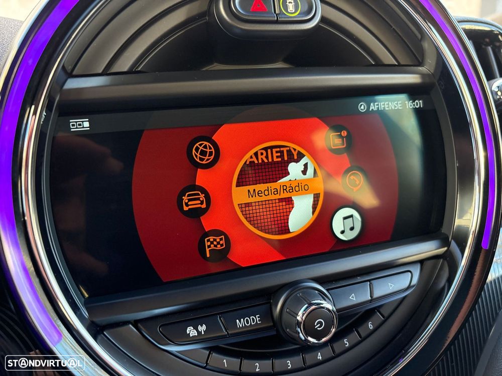 MINI Countryman Cooper SD Sport Edition Auto Desportiva - 23