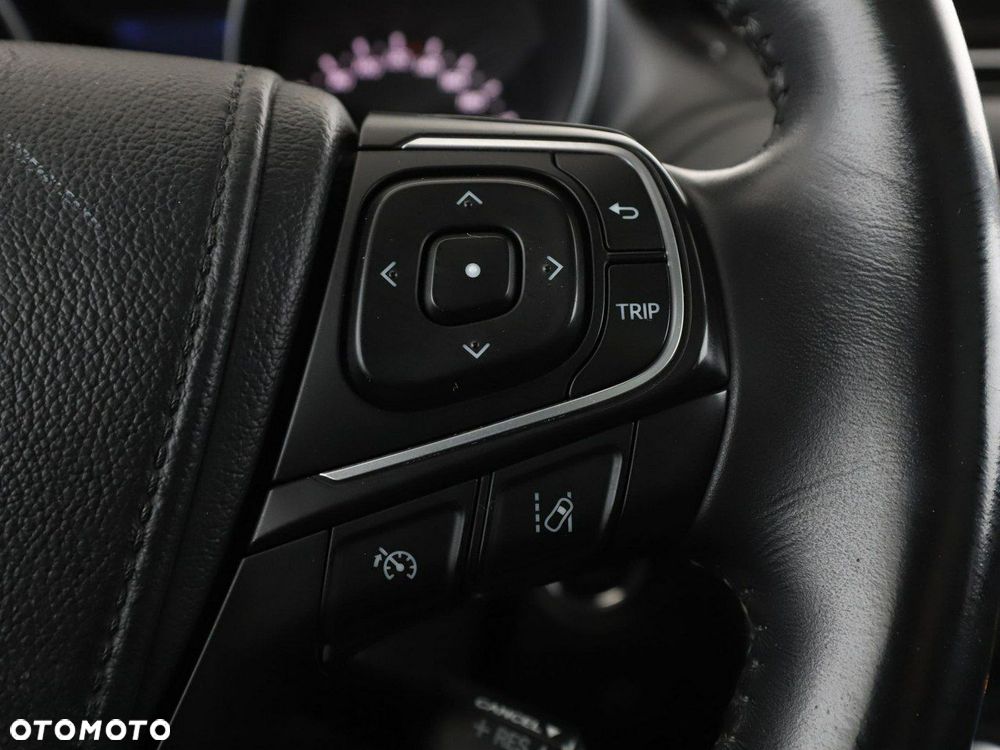 Toyota Avensis 2.0 D-4D Prestige - 29