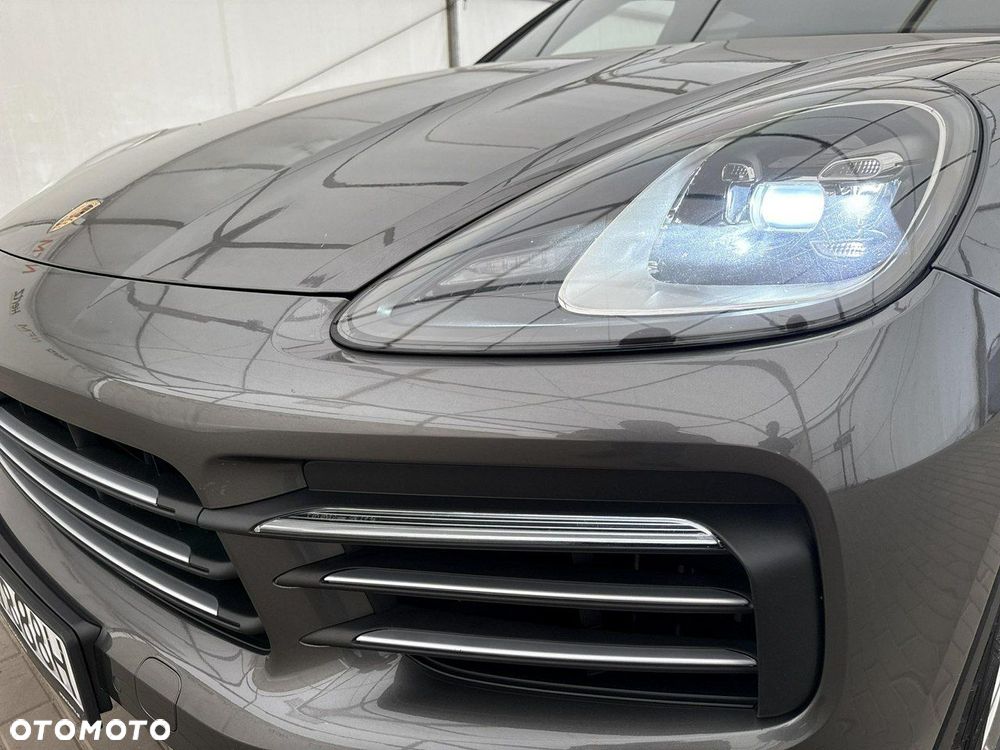 Porsche Cayenne - 28