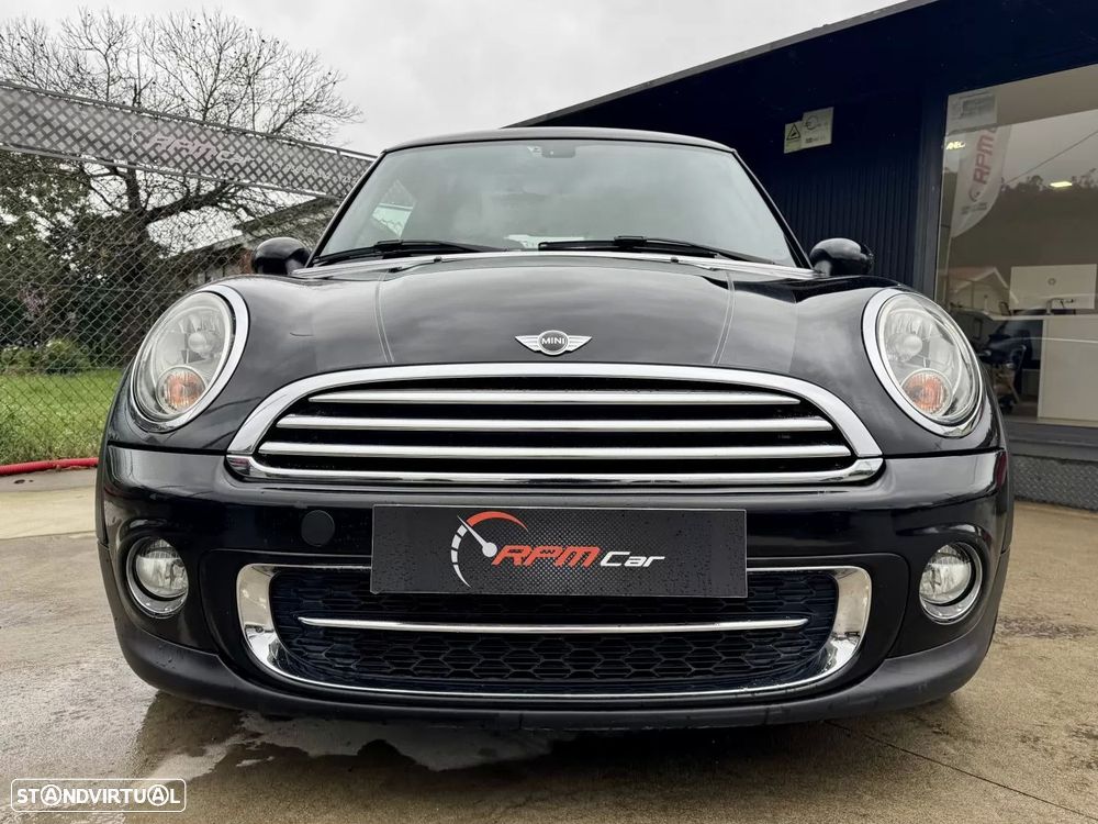 MINI 3 Portas Cooper D - 2