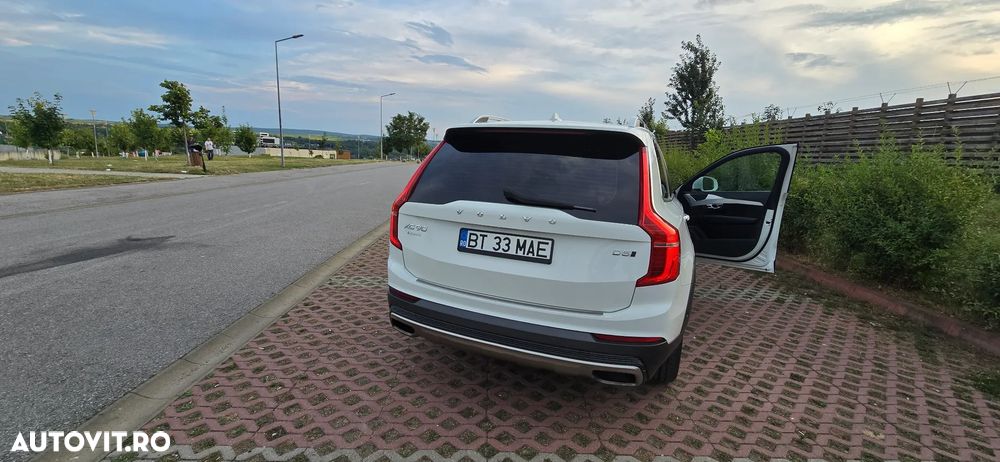 Volvo XC 90 - 12